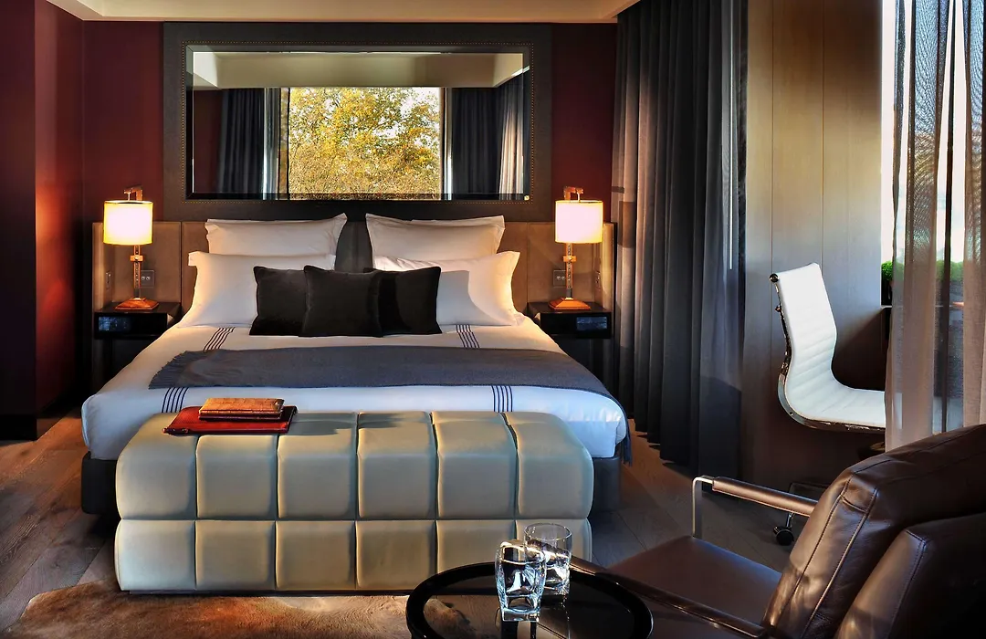 The Hari London-1